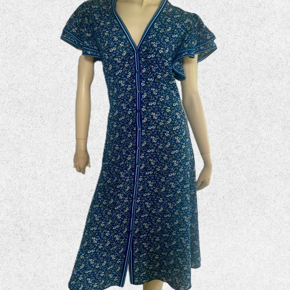 Floral Blue Dress with V-Neck and Ruffle Sleeves - Like New